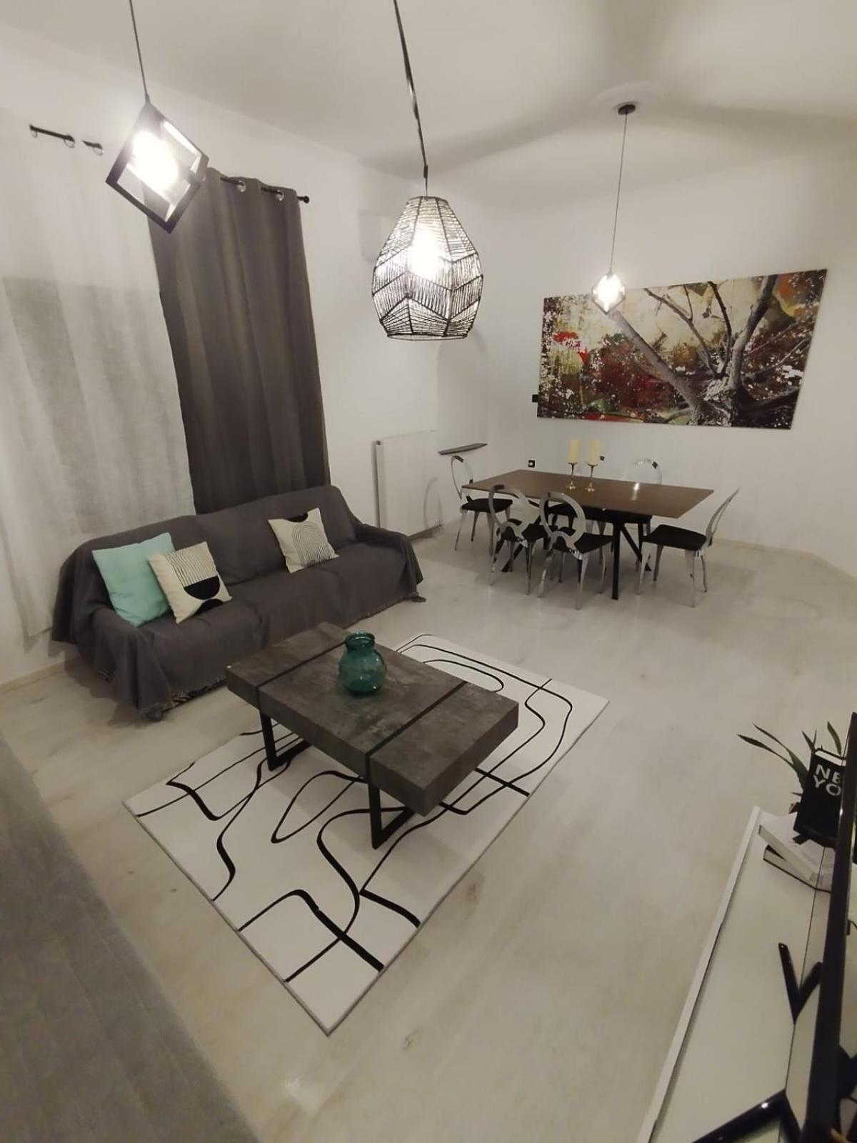 Black N' White Cozy Housegarden Alexandroúpoli Extérieur photo