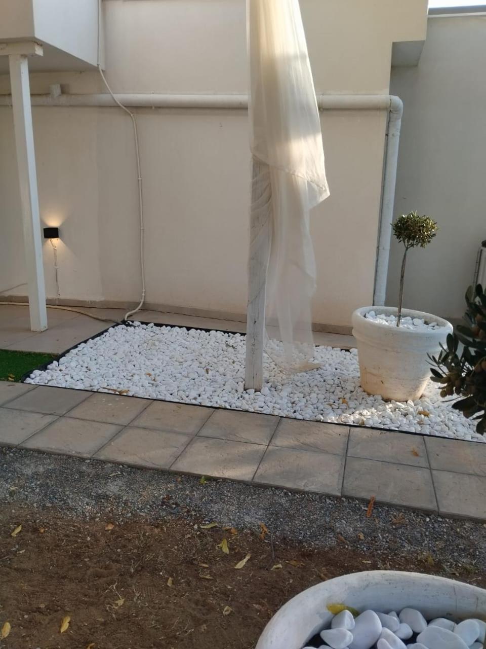 Black N' White Cozy Housegarden Alexandroúpoli Extérieur photo